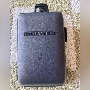 Comtek Black Audio Receiver - PR-75a - with Case